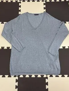 ZARA⭐️シンプルVネックニット