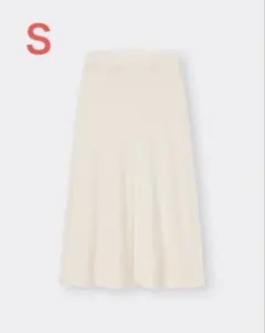 GU アイボリー フレアスカート Sサイズ ニット