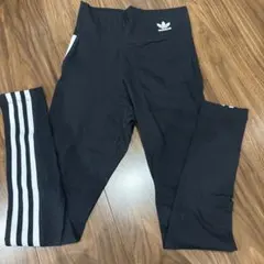 adidas 3ストライプ ブラックレギンス