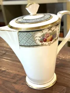 Item thumbnail for item 46a39524-dae2-42e1-bbd5-f3bd56c04b5d