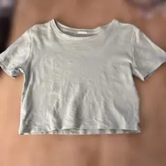 GU レディース　ショート丈　半袖Tシャツ　Mサイズ　無地　グリーン