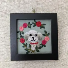 む*ぎ様 【約8×8cm】風鈴を見上げる猫 刺繍フレーム ハンドメイド