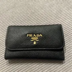 プラダ　キーケース　ブラック