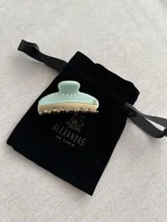 ALEXANDRE DE PARIS ヘアクリップ 巾着袋付き - メルカリ