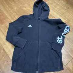 adidas 黒 フード付きパーカー