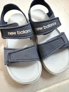 new balance ネイビー サンダル18センチのサムネイル