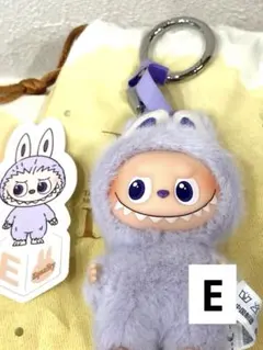 POP MART PIN FOR LOVEイニシャルラブブ E 正規品