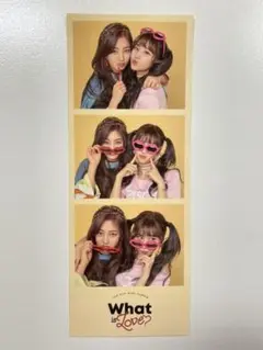 TWICE What is Love？ シール