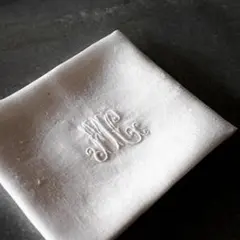 フランス 球と白薔薇とモノグラムのあるナプキン リネン アンティーク