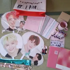 SEVENTEEN アルバム グッズ まとめ売り - メルカリ