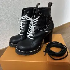 Louis Vuitton ブラックハイヒールブーツ