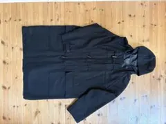 ブラックダッフルコート