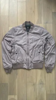 Item thumbnail for item 1a9c5de4-0ce7-44d3-92a0-08fa328d17ef