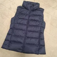 【UNIQLO】ウルトラライトダウンベスト 　ネイビー　S 　袋付き