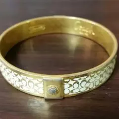 COACHのバングル