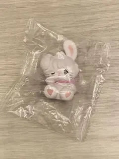 ガチャガチャ mikko 肩ズン キャミー