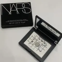 NARS ライトリフレクティングセッティングパウダー プレスト Nのサムネイル