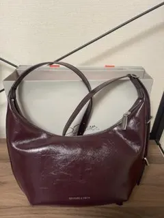 CHARLES & KEITH ショルダーバッグ