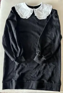 黒のフリル襟長袖ミニワンピース