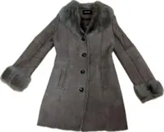 ムートンコート