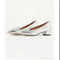 お値下げしました！ダニエラ&ジェマ　ポインテッドトゥ パンプス　シルバー