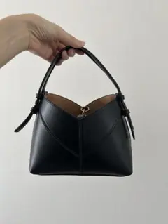 ZARA フェイクレザー ショルダーバッグ