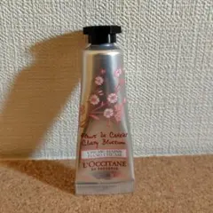 ロクシタン チェリーブロッサム ハンドクリーム