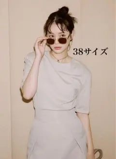 ルーニィ パワショルTシャツ タグ付き 佐藤佳菜子 ベージュ 38 LOUNIEのサムネイル