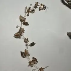 ウェディングヘッドドレス 金色の葉とパール