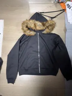 短丈 ファー付きパーカー