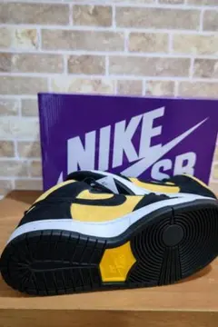 NIKE DUNK ハイカット ブラック/イエロー