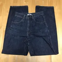 ユニクロ　ワイドフィット　カーブジーンズ　25 デニム