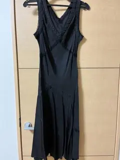 アバハウスドゥヴィネット　フォーマルブラックワンピース