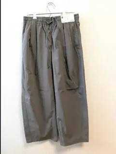 GU バレルアンクルパンツ M オリーブ系 新品 タグ付き