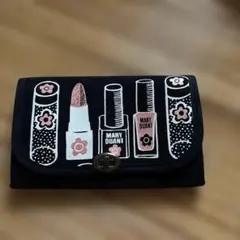 MARY QUANT ポーチ コスメ柄 ブラックのサムネイル