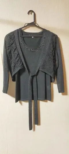 ビーズ装飾付きブラックカーディガン M