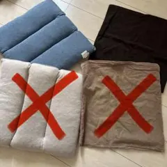無印良品　三つ折りクッションとカバーのサムネイル
