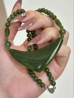 【綺麗】翡翠 デザインネックレス