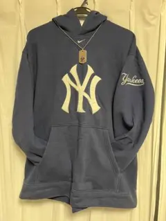 00s ナイキ センター スモール スウォッシュ ヤンキース スウェットパーカー