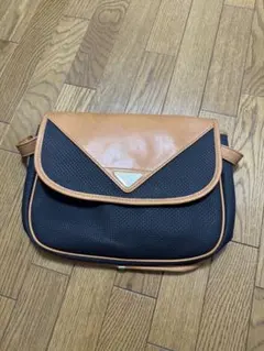 YSLビンテージショルダーバッグ