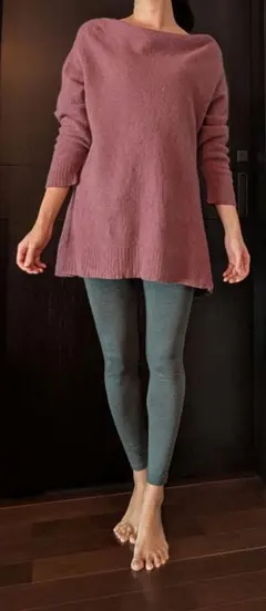 Fray I.D ローズカラー　オフショルダー ニットチュニック（ラクーン素材）