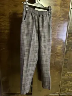 グレー系チェック柄スラックス Mサイズ
