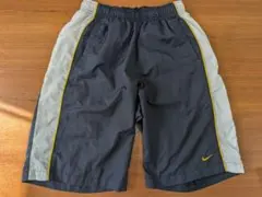 Nike 00sハーフパンツ　メンズ