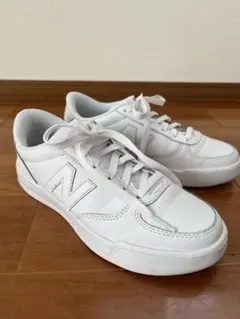 New Balance CT30ホワイトスニーカー