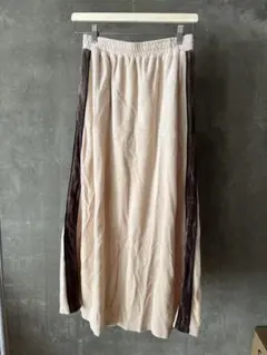 nikoand... ベロアラインスカート