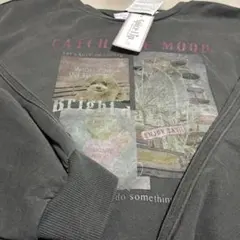 新品4/12(日迄999円過ぎは1200円150㌢グレー グラフィックトレーナー