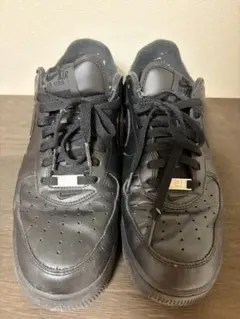 Supreme × Nike Air Force 1 Low Blackのサムネイル