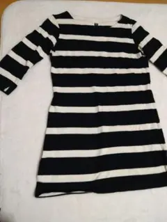 UNIQLO 黒と白のボーダー ワンピース M