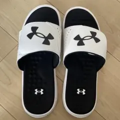 Under Armour スライドサンダル 27cm ホワイト/ブラックのサムネイル