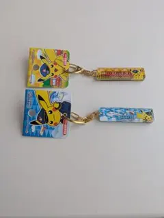 ピカチュウ アクリルキーホルダー 2種セットのサムネイル